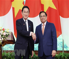 Thủ tướng Nhật Bản kết thúc tốt đẹp chuyến thăm chính thức Việt Nam