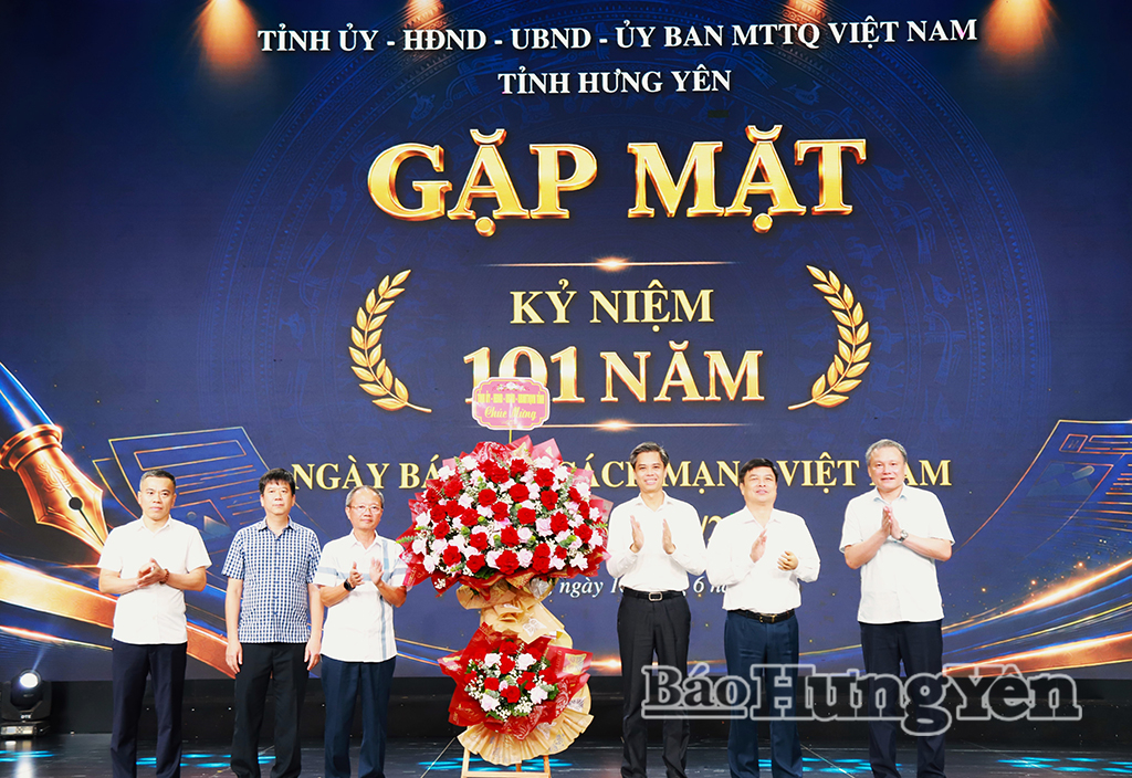 Gặp mặt đại biểu các cơ quan báo chí và các thế hệ người làm báo Hưng Yên nhân kỷ niệm 101 năm Ngày Báo chí cách mạng Việt Nam