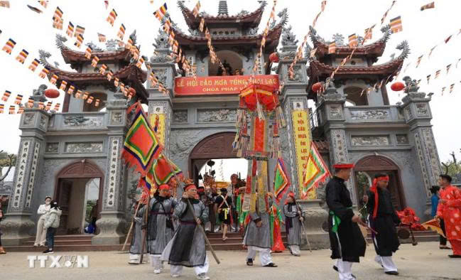 Lễ hội cầu mưa - Điểm đến hội tụ văn hóa đồng bằng sông Hồng