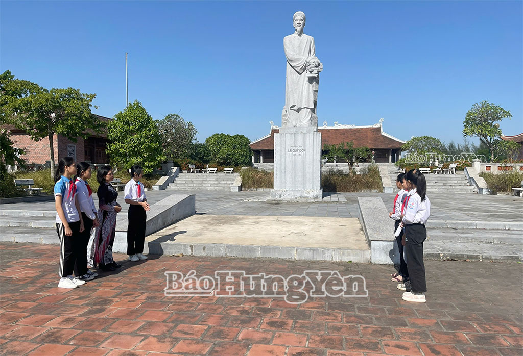 Ngời sáng lòng tự hào, tự tôn dân tộc