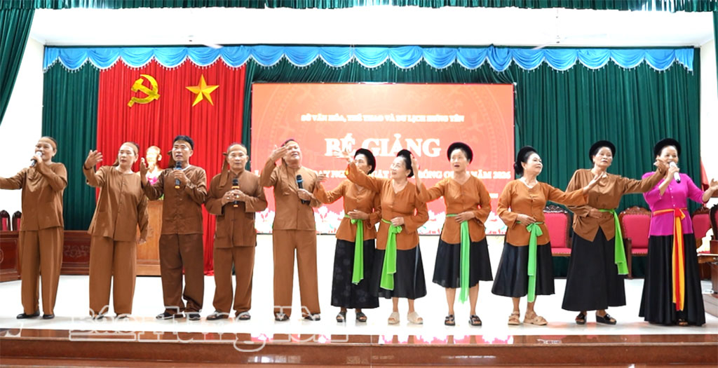 Hoàn thành truyền dạy nghệ thuật hát trống quân cho hơn 40 học viên