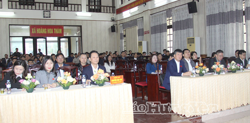 Đại biểu HĐND tỉnh tiếp xúc với cử tri các xã trong tỉnh