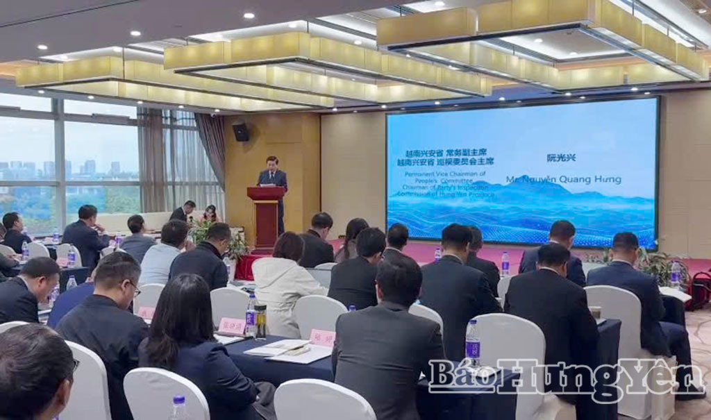 Hung Yen promotes investment in China, expanding cooperation in the automotive sector.