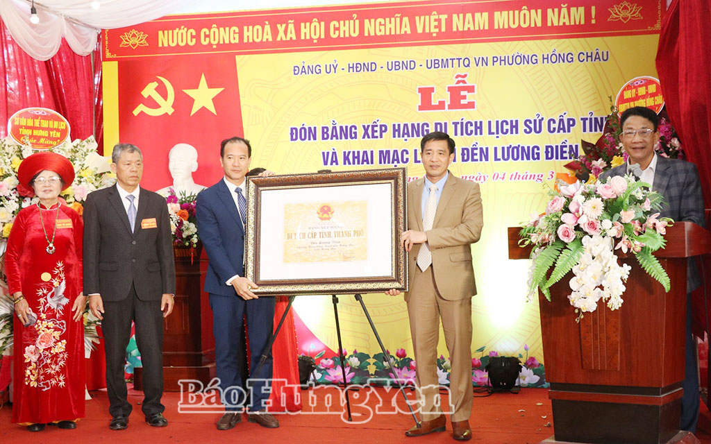 Phường Hồng Châu đón nhận Bằng xếp hạng di tích lịch sử cấp tỉnh và khai mạc lễ hội đền Lương Điền
