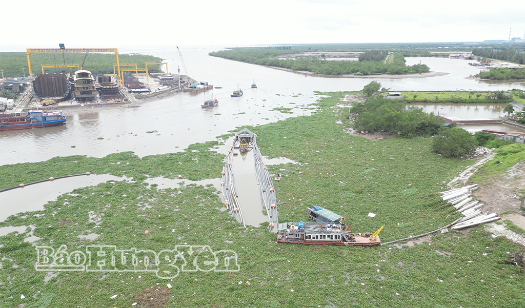 Phấn đấu hoàn thành nạo vét cảng cá Tân Sơn trước tháng 7/2026