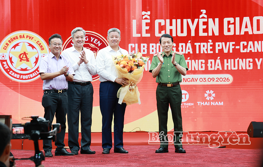 Chuyển giao Câu lạc bộ Trẻ PVF-CAND thành Câu lạc bộ Bóng đá Hưng Yên