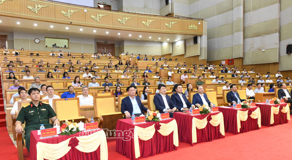 Hưng Yên: Phấn đấu bảo đảm mục tiêu tăng trưởng của năm 2025 đạt 10,5%