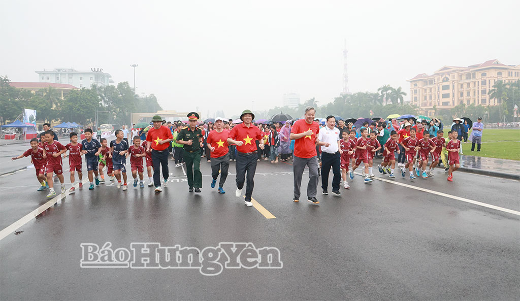 Sôi nổi hưởng ứng Phong trào “Mỗi người dân lựa chọn ít nhất một môn thể thao phù hợp để tập luyện thường xuyên”