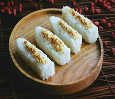 LAC DAO SESAME RICE BALLS