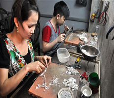 Hue Lai silver carving village