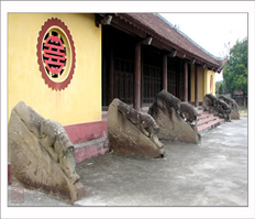 Huong Lang pagoda