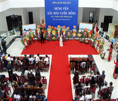 Khai mạc triển lãm ảnh nghệ thuật "Hưng Yên- sắc màu cuộc sống"