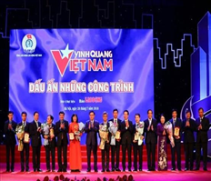 Tôn vinh 19 tập thể, cá nhân trong chương trình “Vinh quang Việt Nam” lần thứ XV