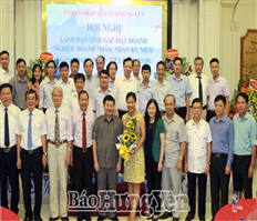 Văn Lâm gặp mặt các doanh nghiệp, doanh nhân tiêu biểu