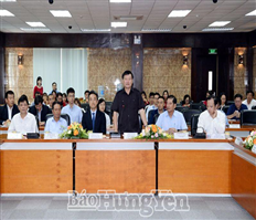 Lãnh đạo UBND tỉnh đối thoại với các doanh nghiệp trong Khu công nghiệp Thăng Long II