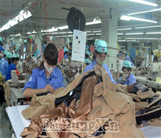 Thi đua lao động sản xuất