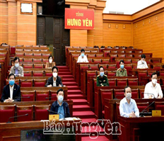 Hung Yen attends a national teleconference discussing the solutions to overcome difficulties before the impact of Covid-19 epidemic