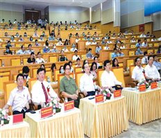 Hưng Yên's leaders meet enterprises and entrepreneurs