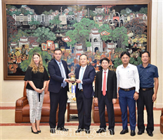 Các đồng chí lãnh đạo tỉnh tiếp và làm việc với ngài Đại sứ Đặc mệnh toàn quyền Israel tại Việt Nam