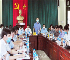 Đồng chí Bí thư Tỉnh ủy Đỗ Tiến Sỹ tiếp công dân