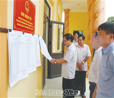 Kiểm tra công tác bầu cử tại các huyện Tiên Lữ, Phù Cừ