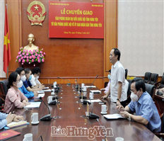 The Office of the Provincial Delegation of the National Assembly is transferred from the Office of the National Assembly to the Provincial People's Committee