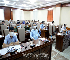 Provincial leaders check the election work