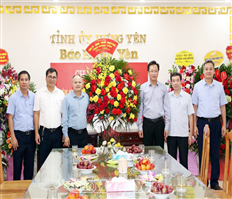 Comrade Secretary of the Provincial Party Committee Nguyen Huu Nghia congratulates the press agencies on the occasion of Vietnam Revolutionary Press Day - June 21