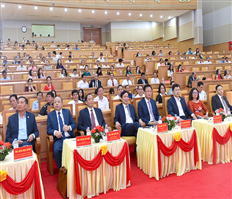 Provincial leaders meet businesses on the occasion of Vietnam Entrepreneurs’ Day