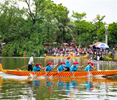 Boat competition is a part of the traditional festivals in Hung Yen province