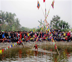 "Cau kieu" competition is a folk beauty of traditional festivals in Hung Yen province