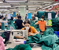 Textile enterprises find ways to cope with difficulties
