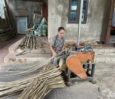 Da Quang blind making village