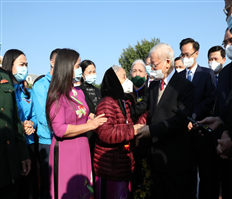 Những hình ảnh về Tổng Bí thư Nguyễn Phú Trọng với Đảng bộ, chính quyền và Nhân dân tỉnh Hưng Yên