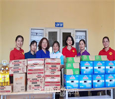 Mô hình “Hũ gạo tình thương” đong đầy tính nhân văn