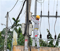 Phát triển hạ tầng viễn thông, công nghệ thông tin