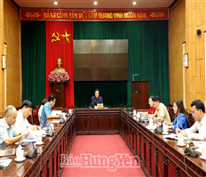 Họp Tổ Báo cáo xây dựng Đảng và hệ thống chính trị thuộc Tiểu ban Văn kiện Đại hội đại biểu Đảng bộ tỉnh lần thứ XX