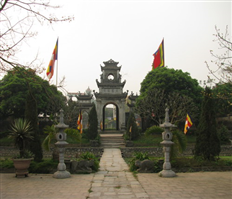 CHÙA CHUÔNG – PHỐ HIẾN NỔI TIẾNG DANH LAM