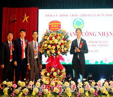 Xã Hưng Đạo đón bằng công nhận đạt chuẩn nông thôn mới kiểu mẫu