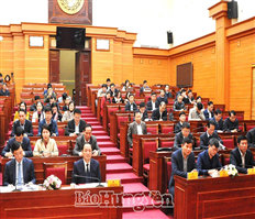 Implementing resolutions of the Provincial People's Council term XVII - 23rd session and assigning targets for socio-economic development plan and state budget estimates for 2025