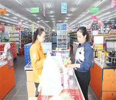 Hoạt động thương mại, dịch vụ duy trì đà tăng trưởng