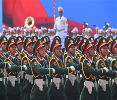 [Ảnh] Toàn cảnh lễ diễu binh, diễu hành kỷ niệm 50 năm Giải phóng miền nam, thống nhất đất nước