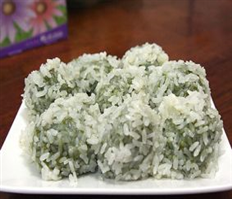 Bánh khúc Văn Giang