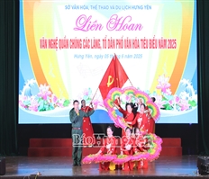 Liên hoan văn nghệ quần chúng các làng, tổ dân phố văn hóa tiêu biểu tỉnh Hưng Yên