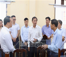 Phó Chủ tịch UBND tỉnh Nguyễn Hùng Nam kiểm tra công tác vận hành chính quyền địa phương 2 cấp tại các xã: Quỳnh Phụ, A Sào