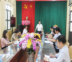 Phó Chủ tịch UBND tỉnh Lại Văn Hoàn kiểm tra hoạt động bộ máy hành chính mới tại xã Nghĩa Dân và Hiệp Cường