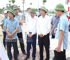 Đồng chí Phó Chủ tịch UBND tỉnh Nguyễn Hùng Nam kiểm tra tiến độ triển khai dự án đầu tư xây dựng đường Vành đai 4 - Vùng Thủ đô Hà Nội