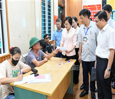 Kiểm tra việc chuẩn bị, tổ chức đại hội Đảng và triển khai vận hành chính quyền địa phương 2 cấp tại các phường: Mỹ Hào, Đường Hào và Thượng Hồng