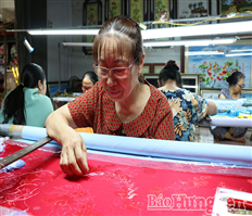 Phục hưng nghề thêu Minh Lãng