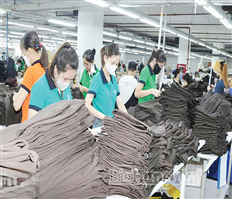 Gắn sản xuất với phát triển văn hóa trong doanh nghiệp